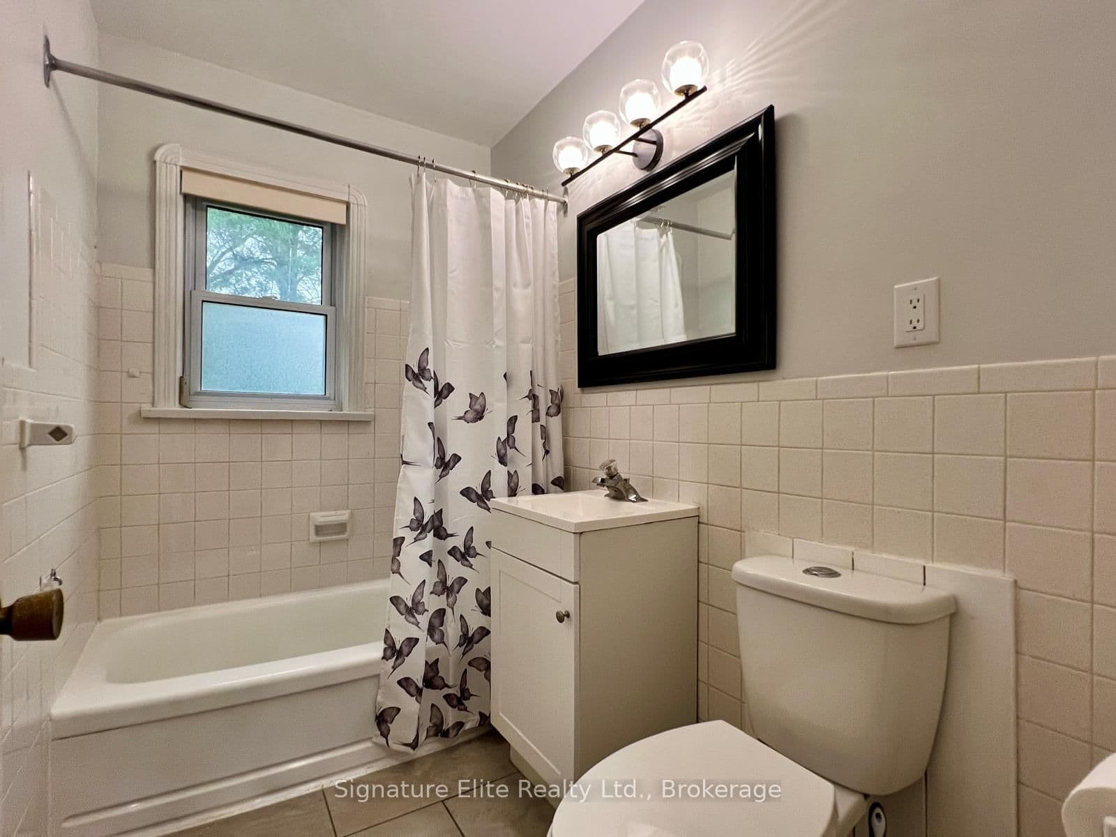 34 Ovida Avenue, Unit Upper thumbnail 17