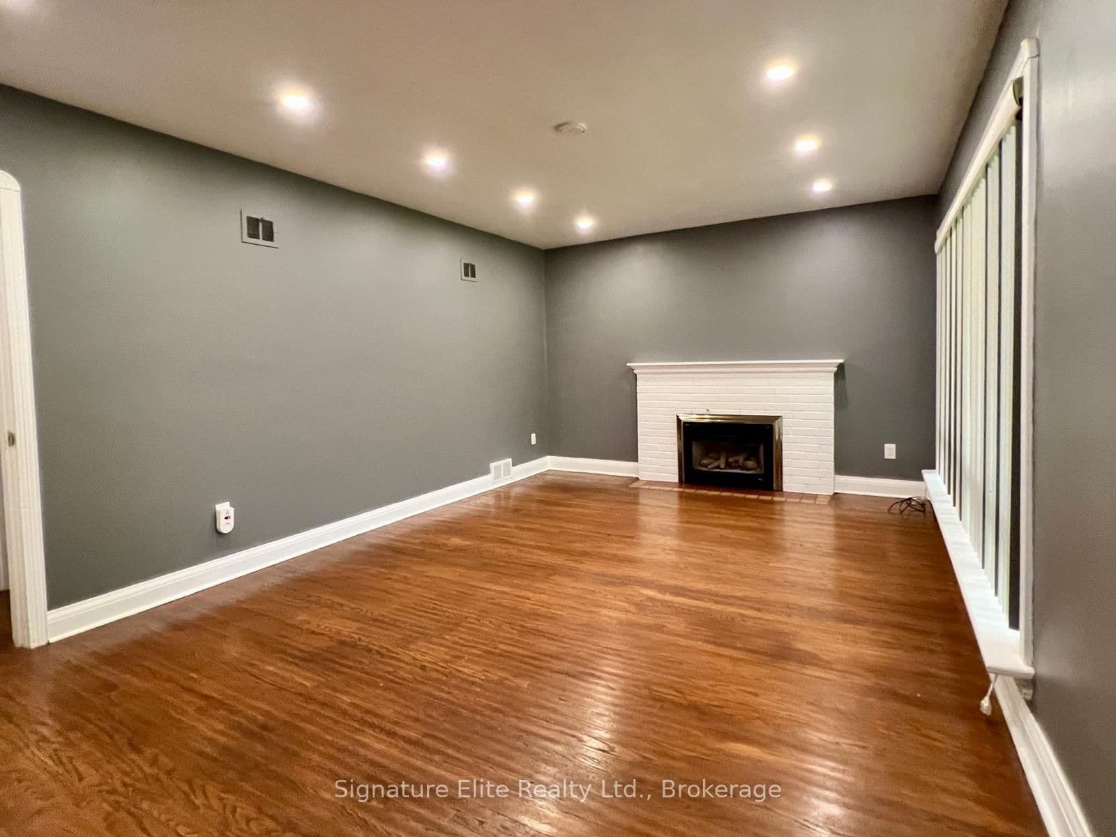34 Ovida Avenue, Unit Upper thumbnail 4
