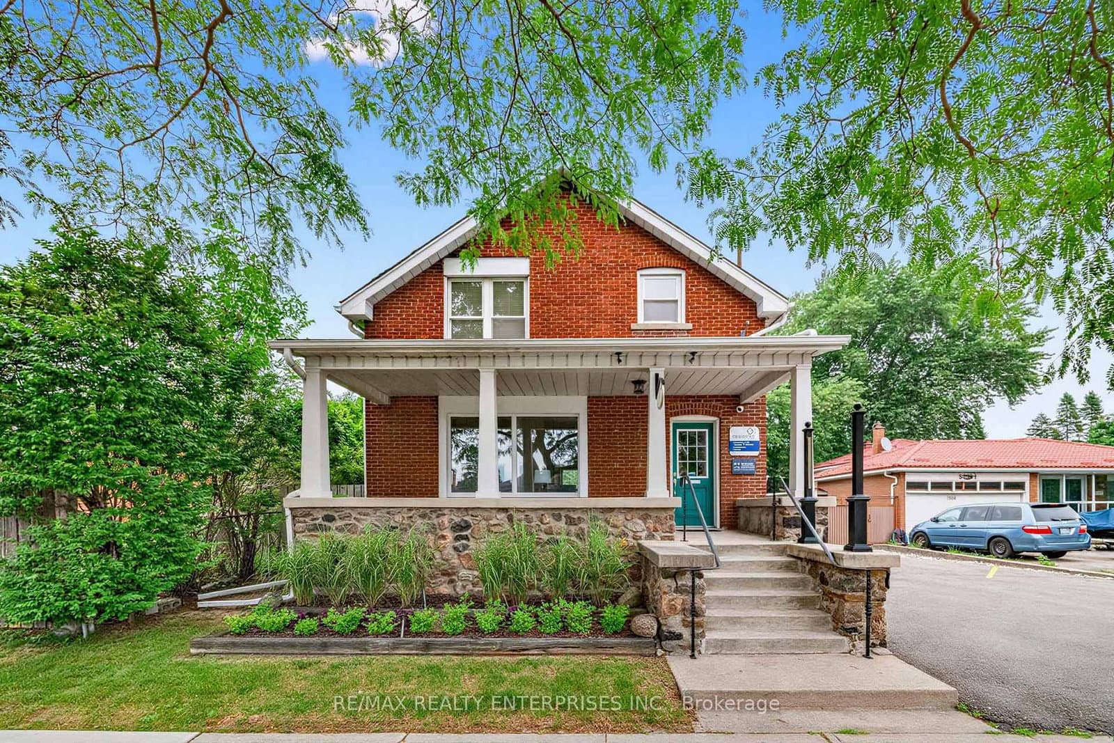3569 Cawthra Road thumbnail 3