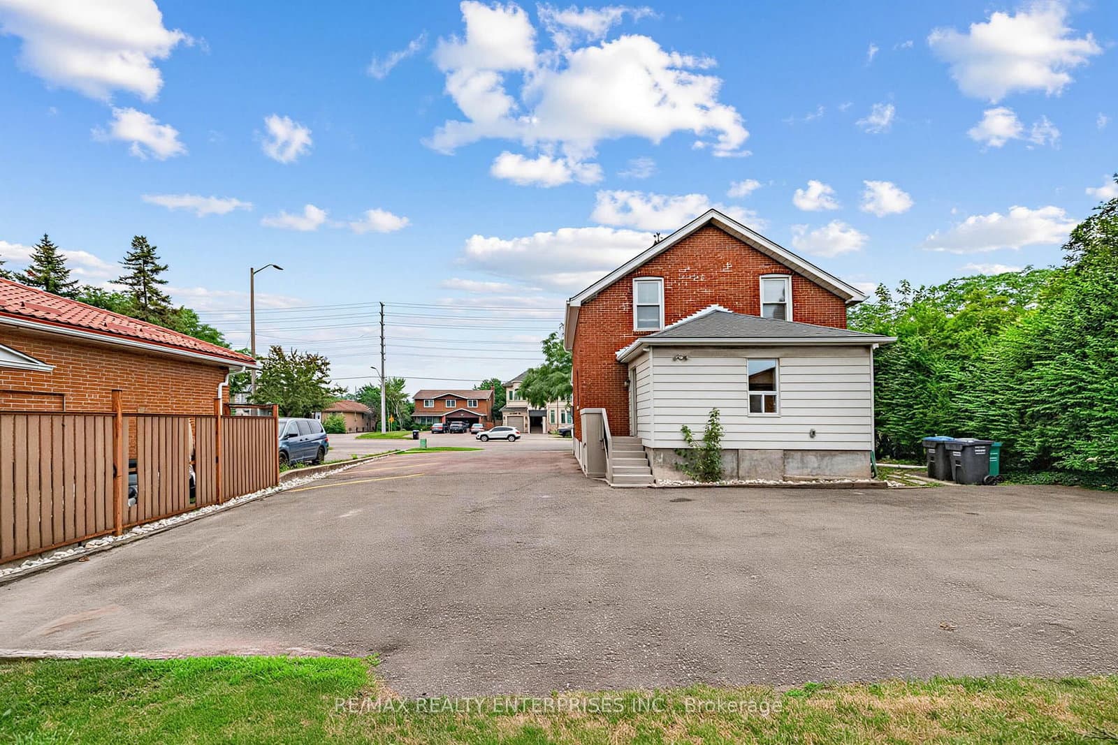 3569 Cawthra Road thumbnail 32