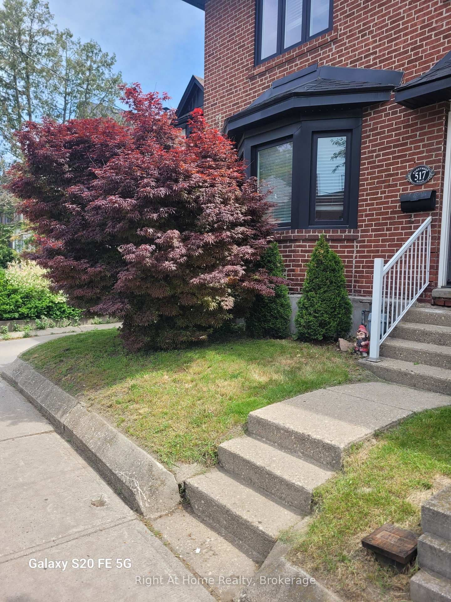 517 Runnymede Road - Image 1