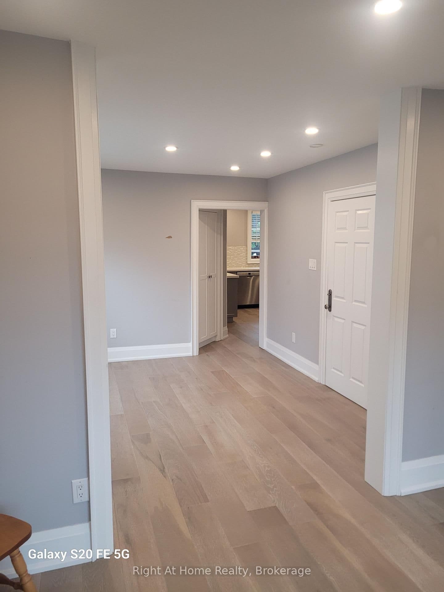 517 Runnymede Road thumbnail 8