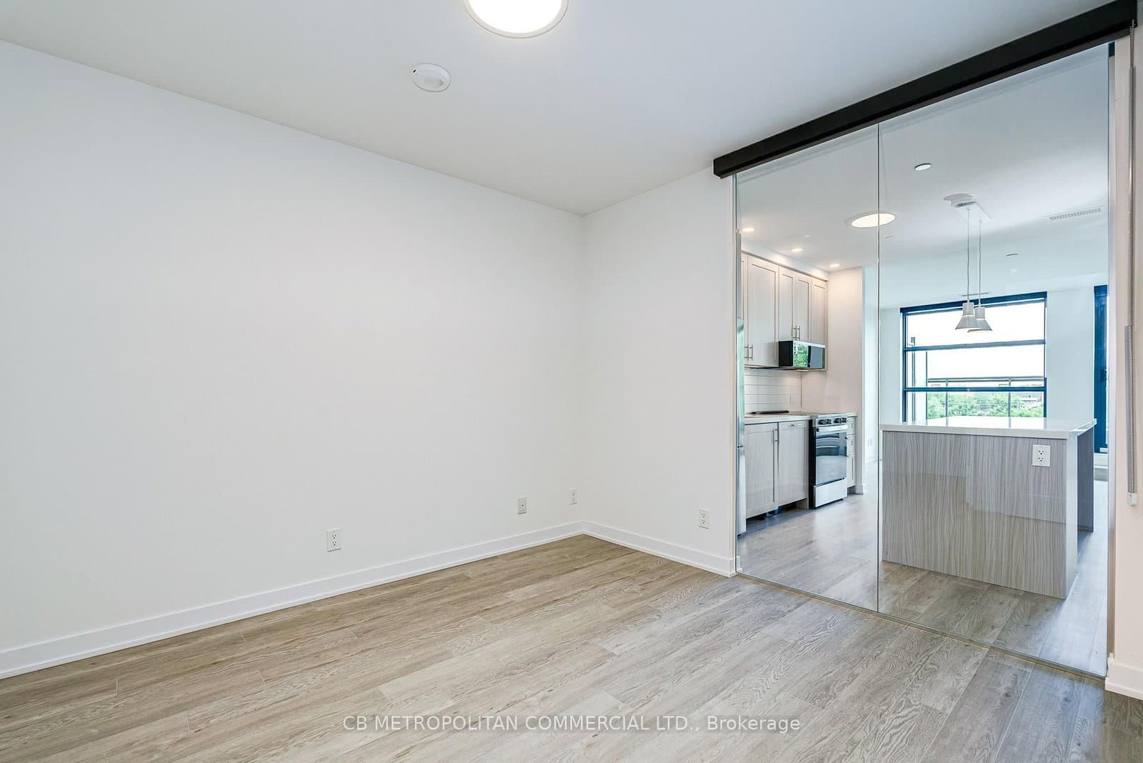 2946 Dundas Street West Street W, Unit 409 thumbnail 10
