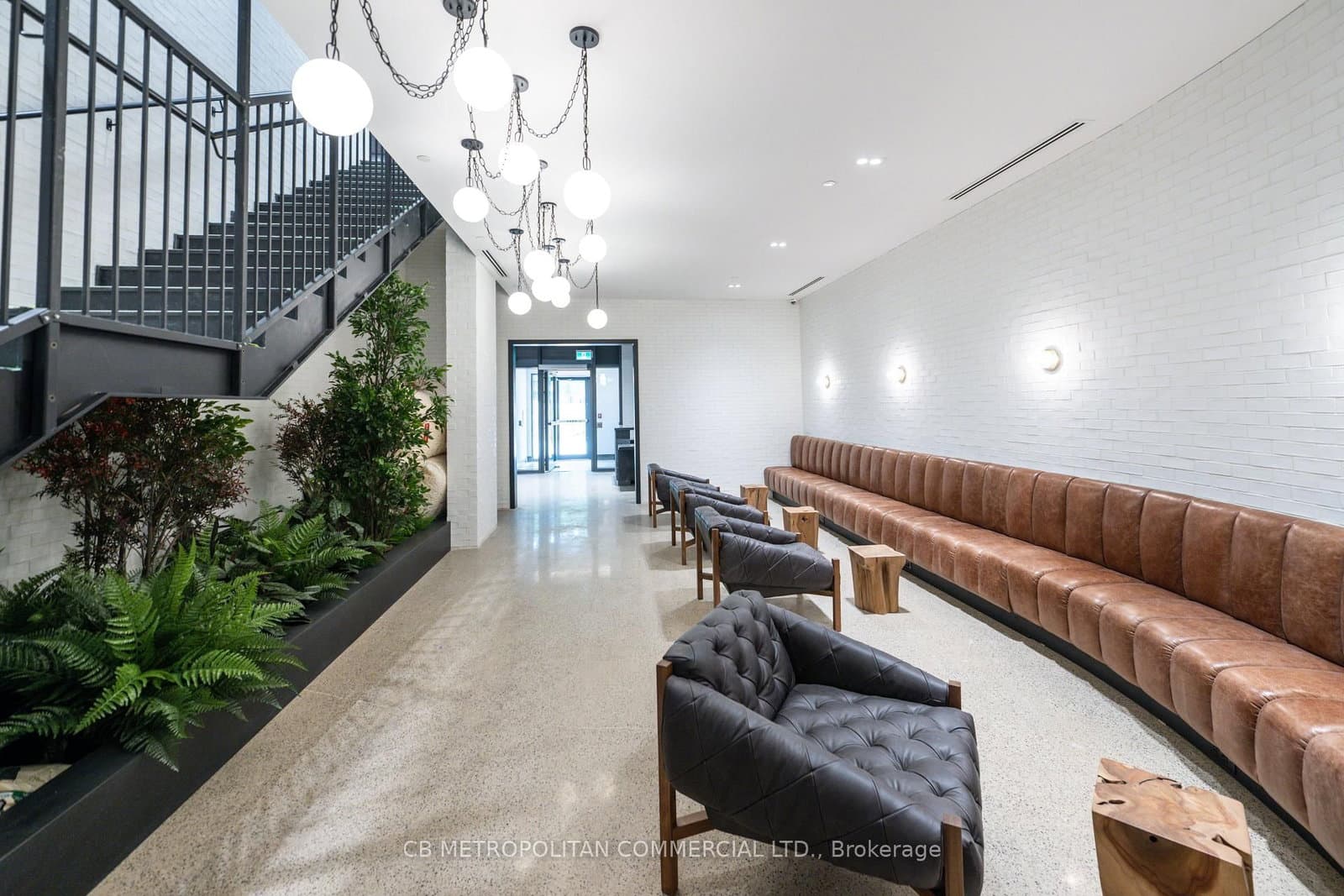 2946 Dundas Street West Street W, Unit 409 thumbnail 4