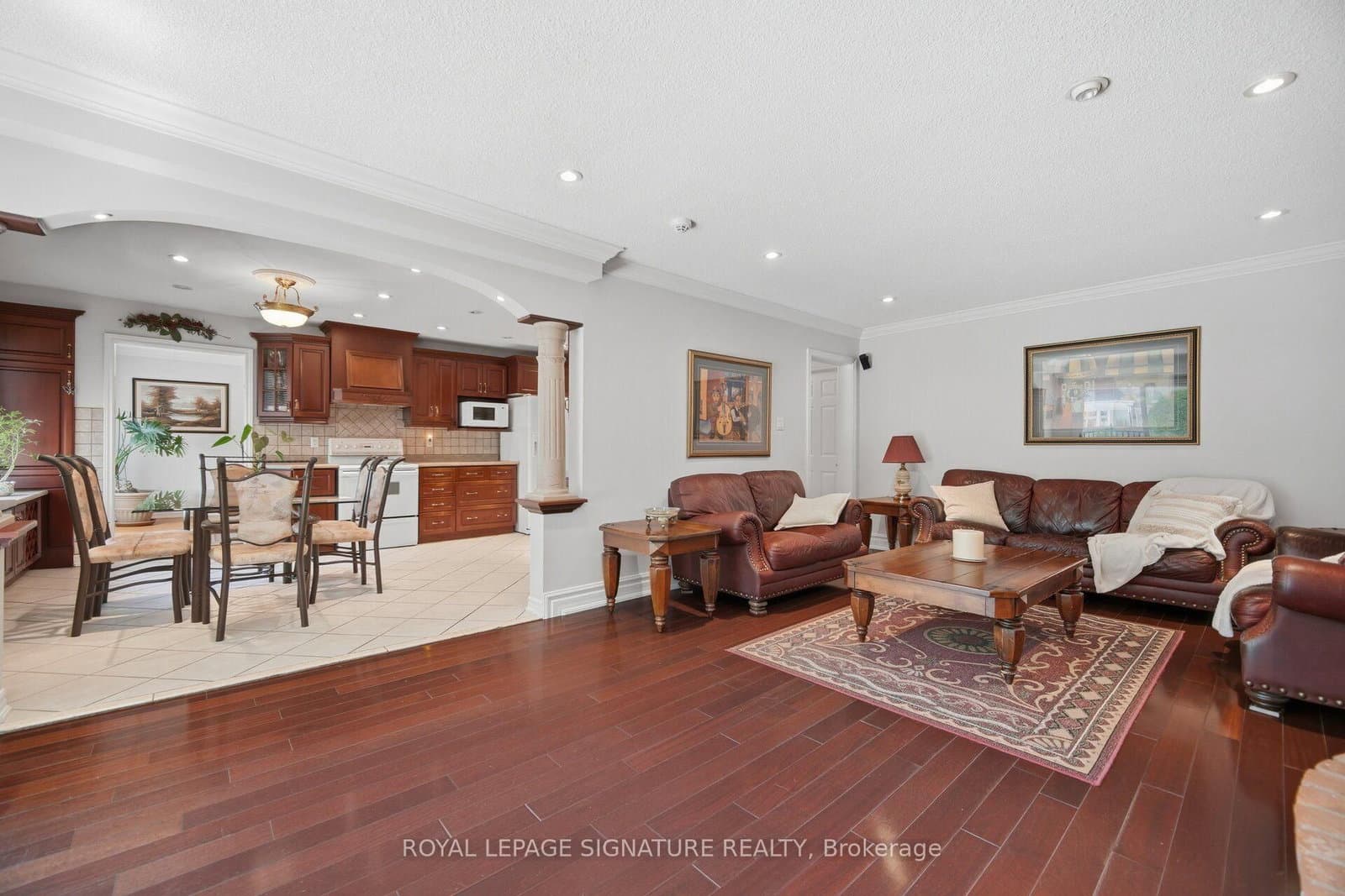 2130 Autumn Breeze Drive N thumbnail 10