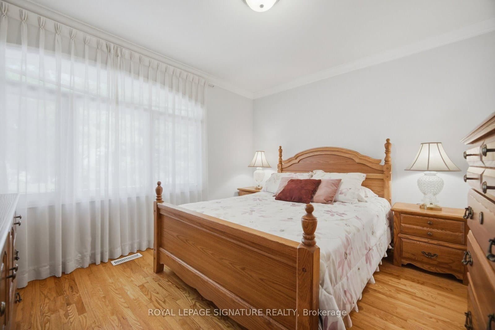 2130 Autumn Breeze Drive N thumbnail 28