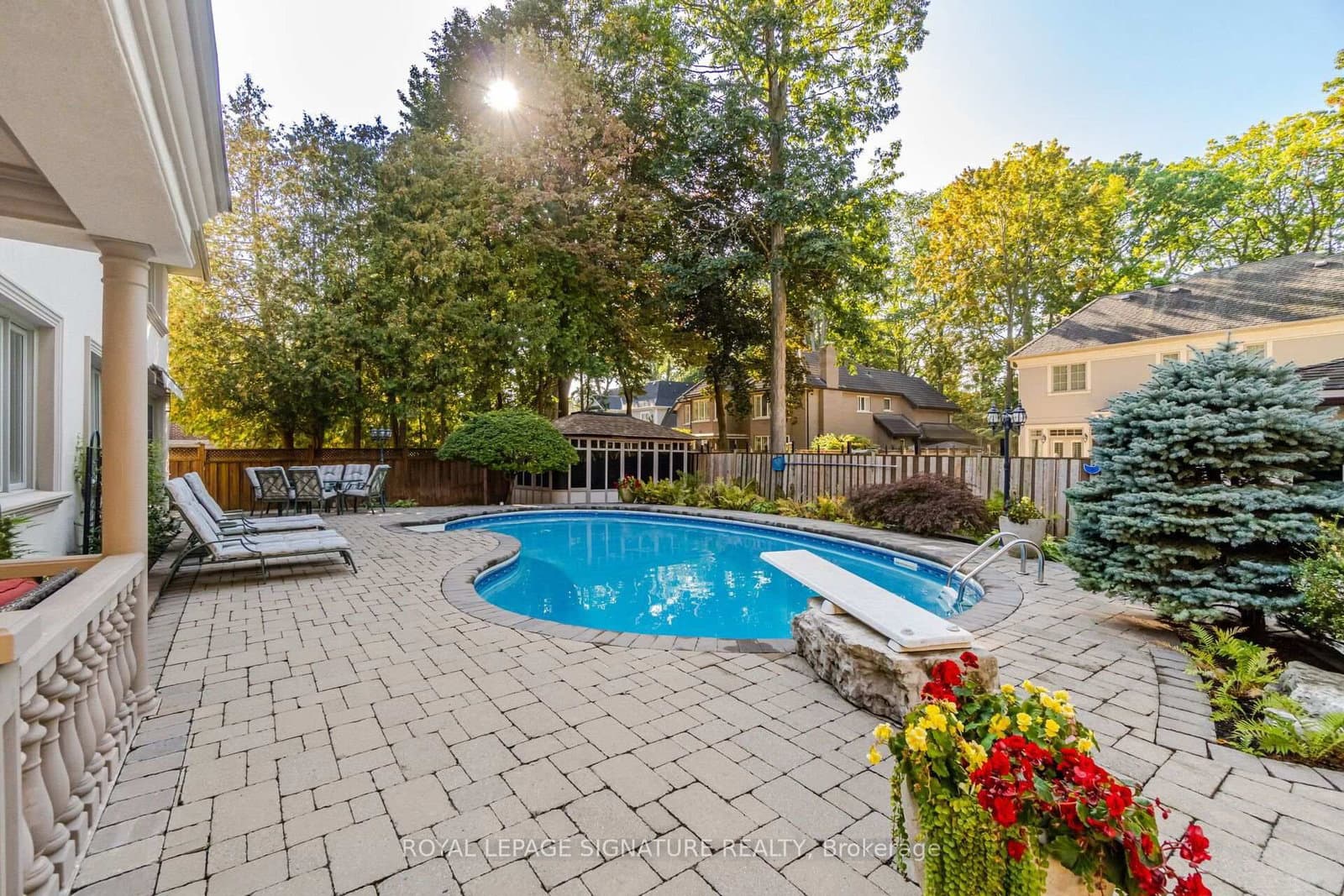2130 Autumn Breeze Drive N thumbnail 44