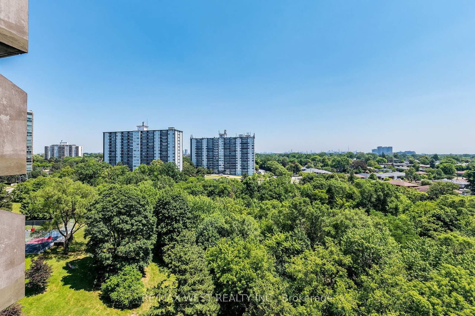 11 Wincott Drive, Unit 1104 thumbnail 23