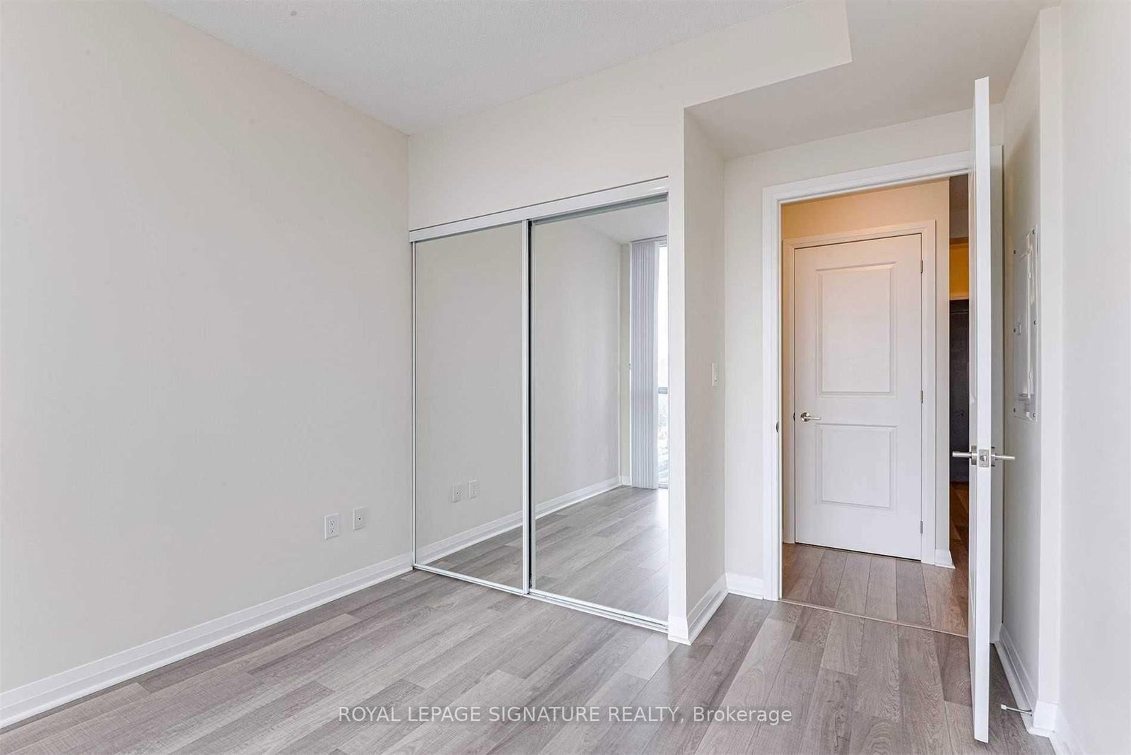 5025 Four Springs Avenue, Unit 701 thumbnail 12