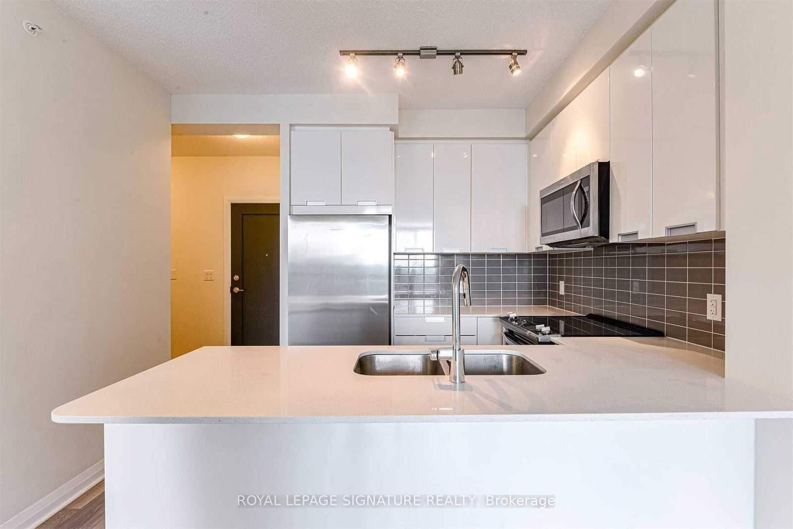 5025 Four Springs Avenue, Unit 701 thumbnail 4