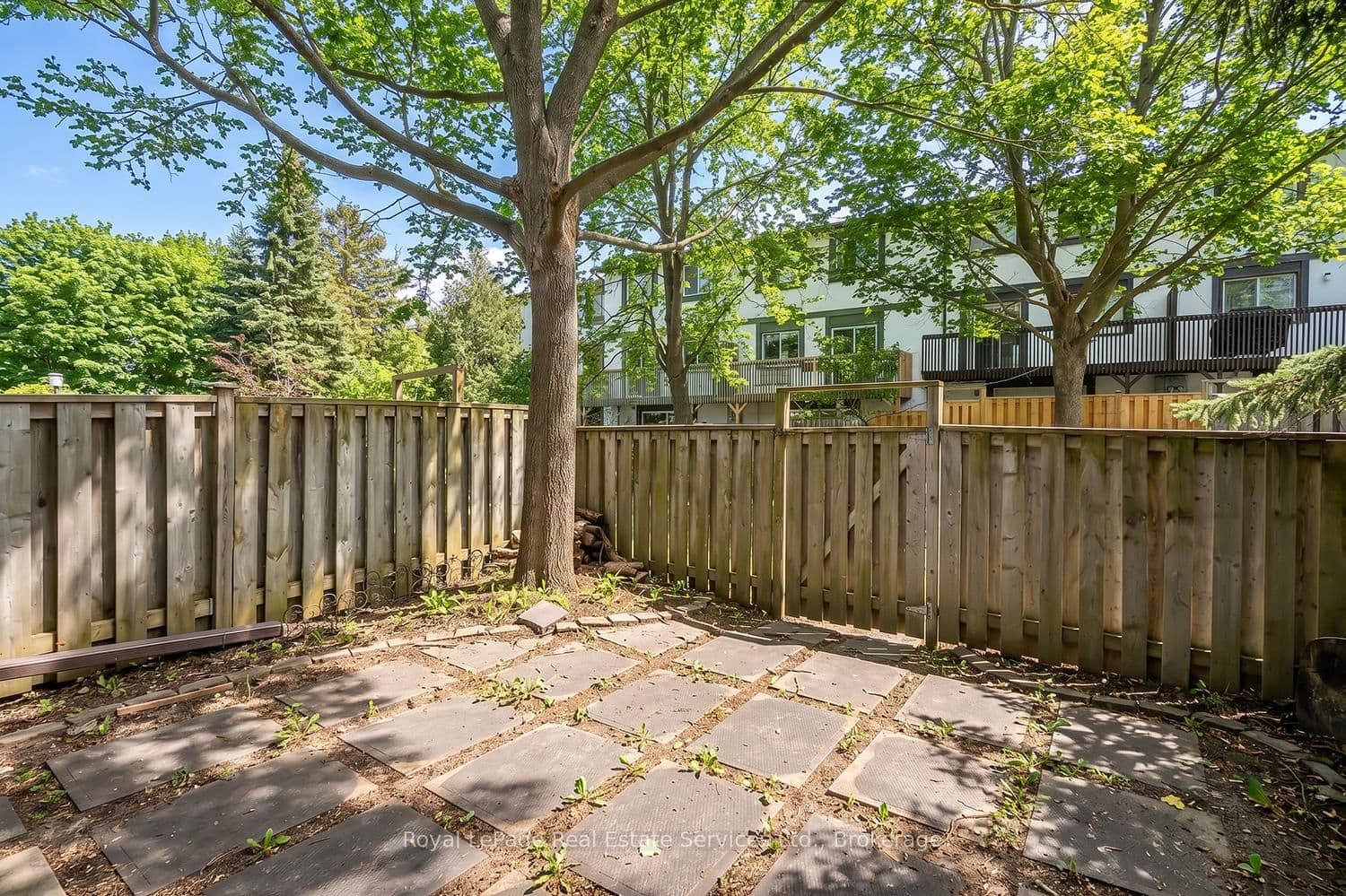 2651 Aquitaine Avenue, Unit 24 thumbnail 32