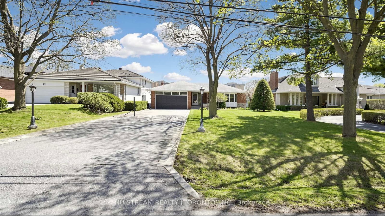 55 Sunvale Drive thumbnail 2