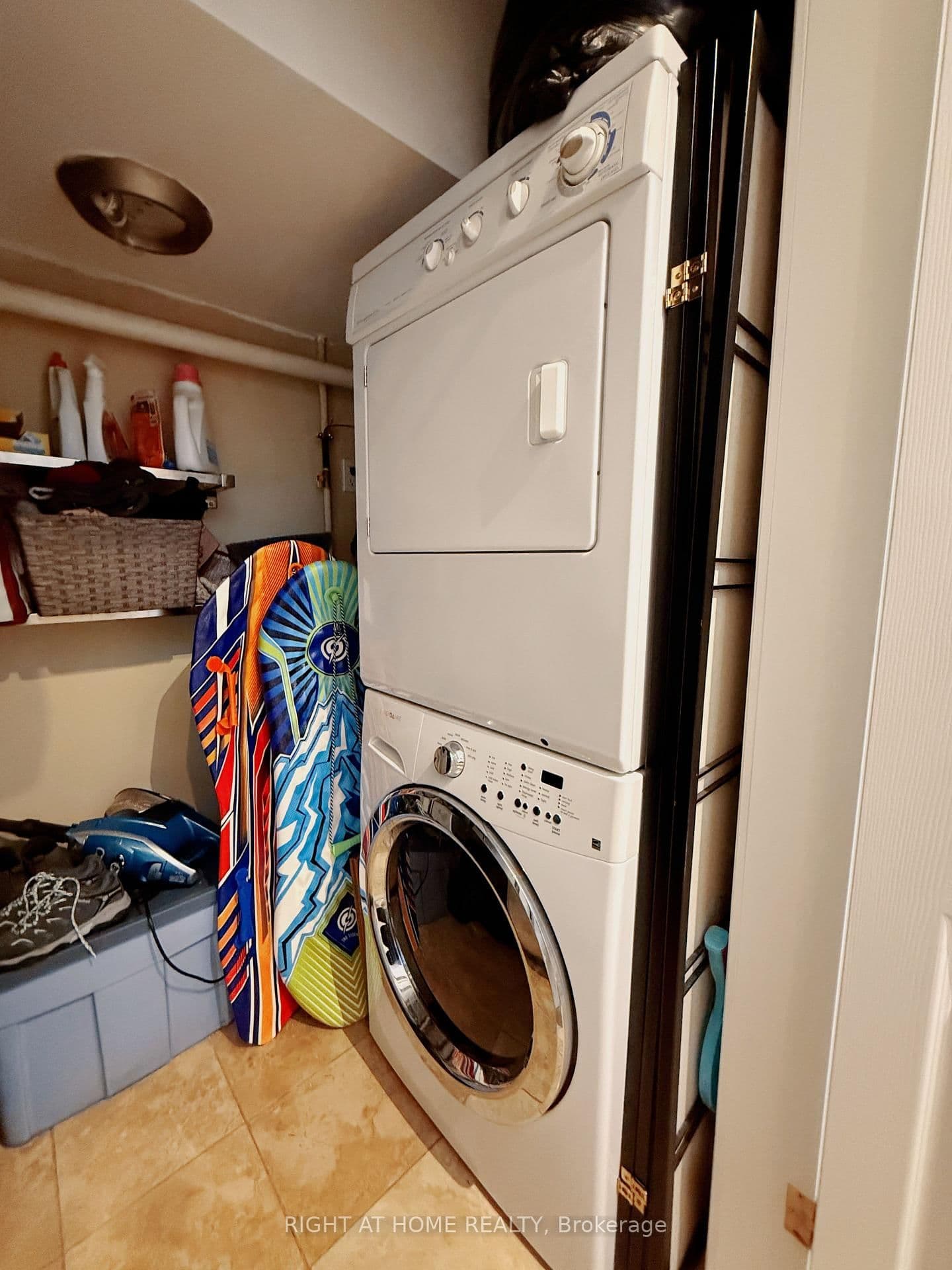 1186 Royal York Road, Unit 1 thumbnail 23
