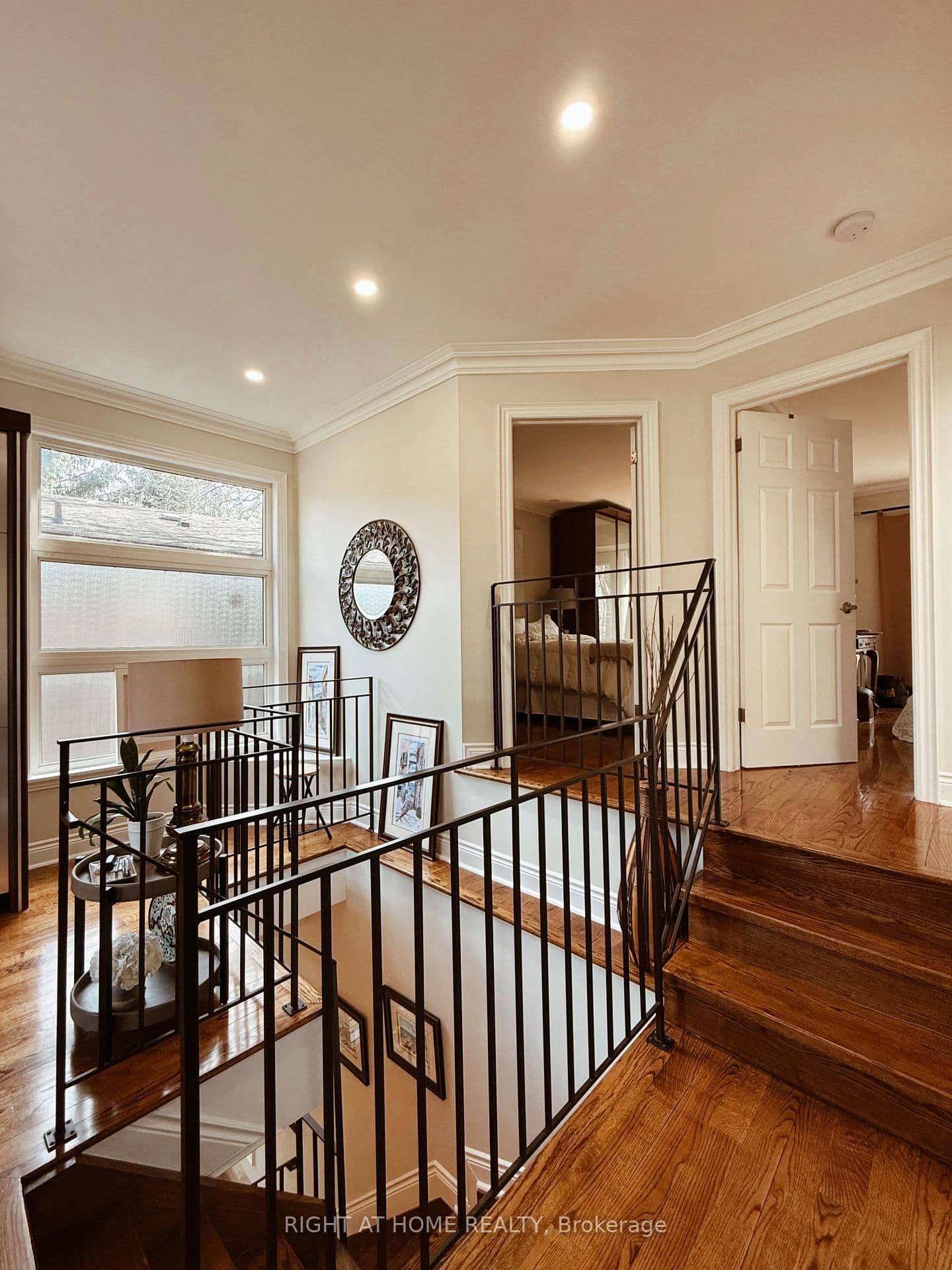 1186 Royal York Road, Unit 1 thumbnail 8