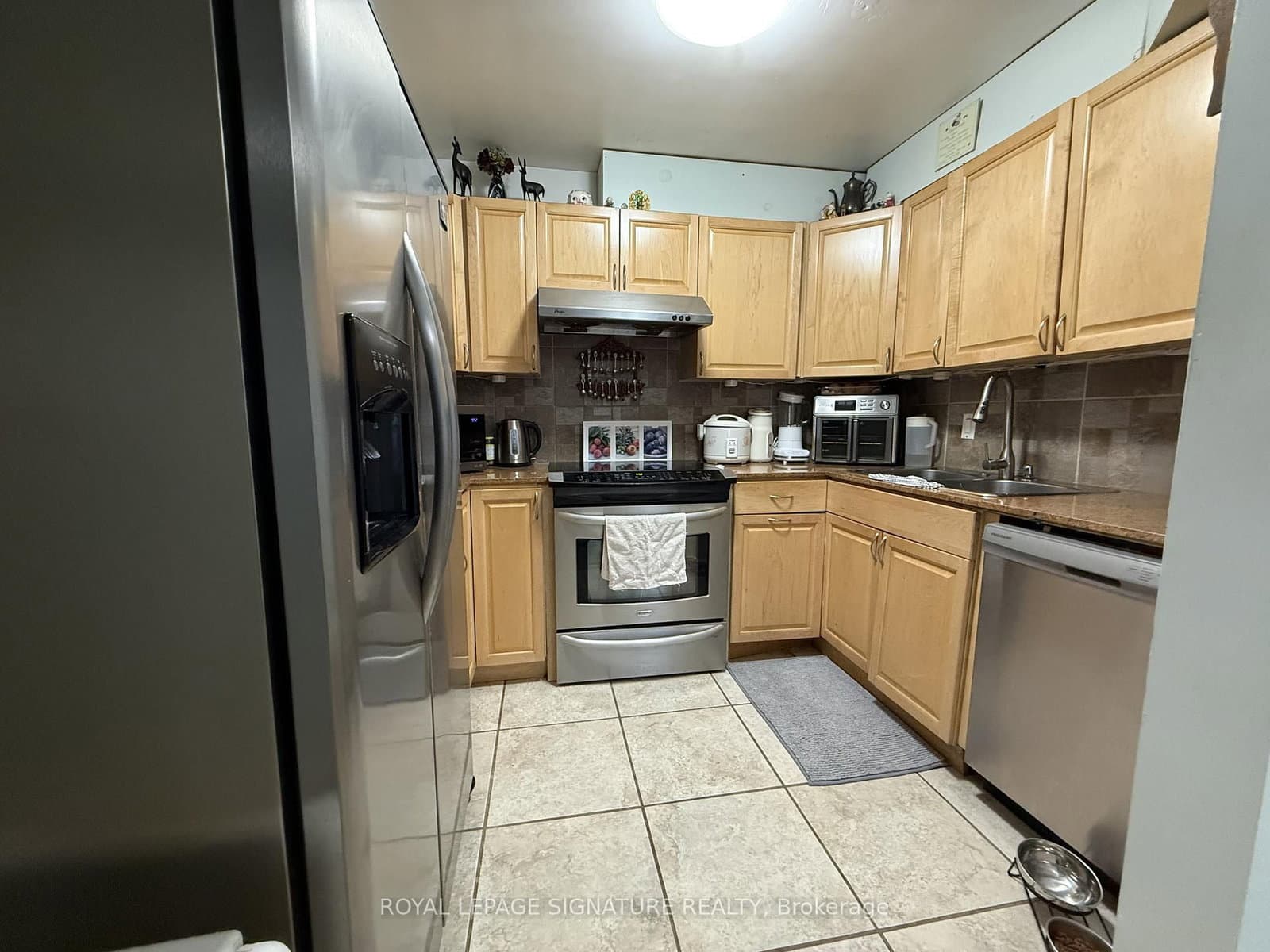 1195 Lakeshore Road E thumbnail 10