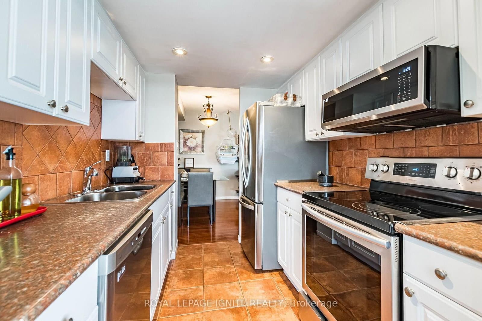 550 Webb Drive, Unit 1409 thumbnail 20