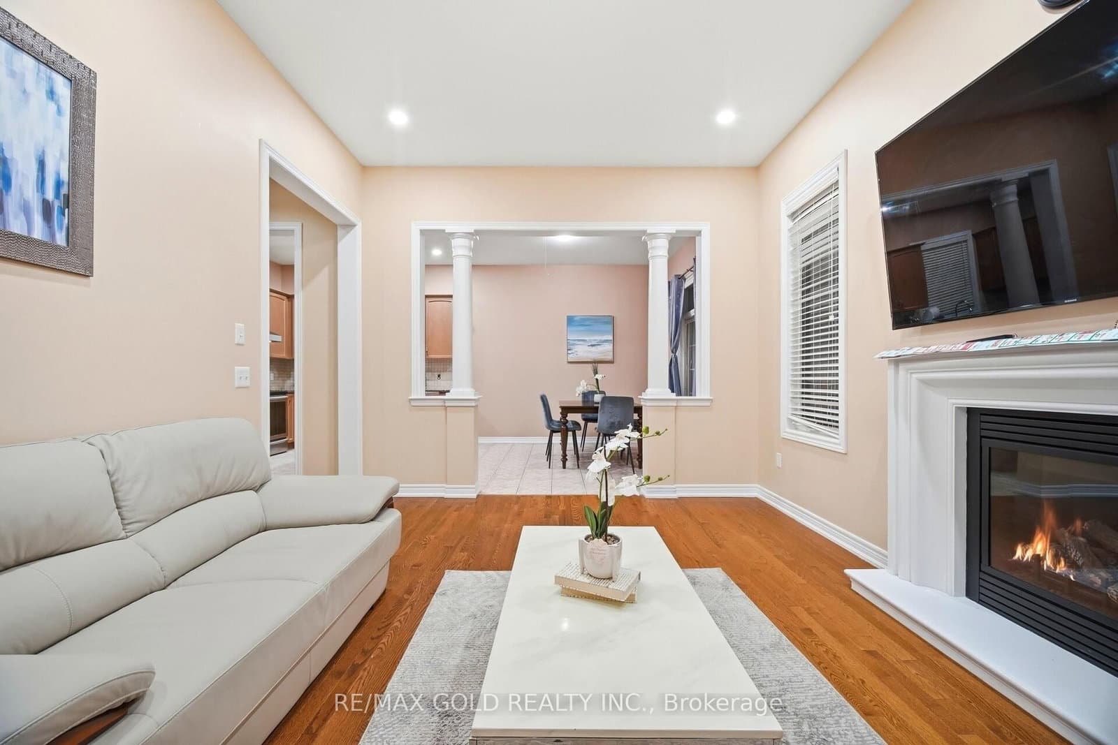 26 Drummondville Drive thumbnail 12