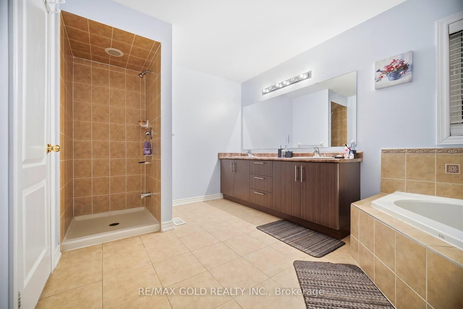 26 Drummondville Drive thumbnail 16