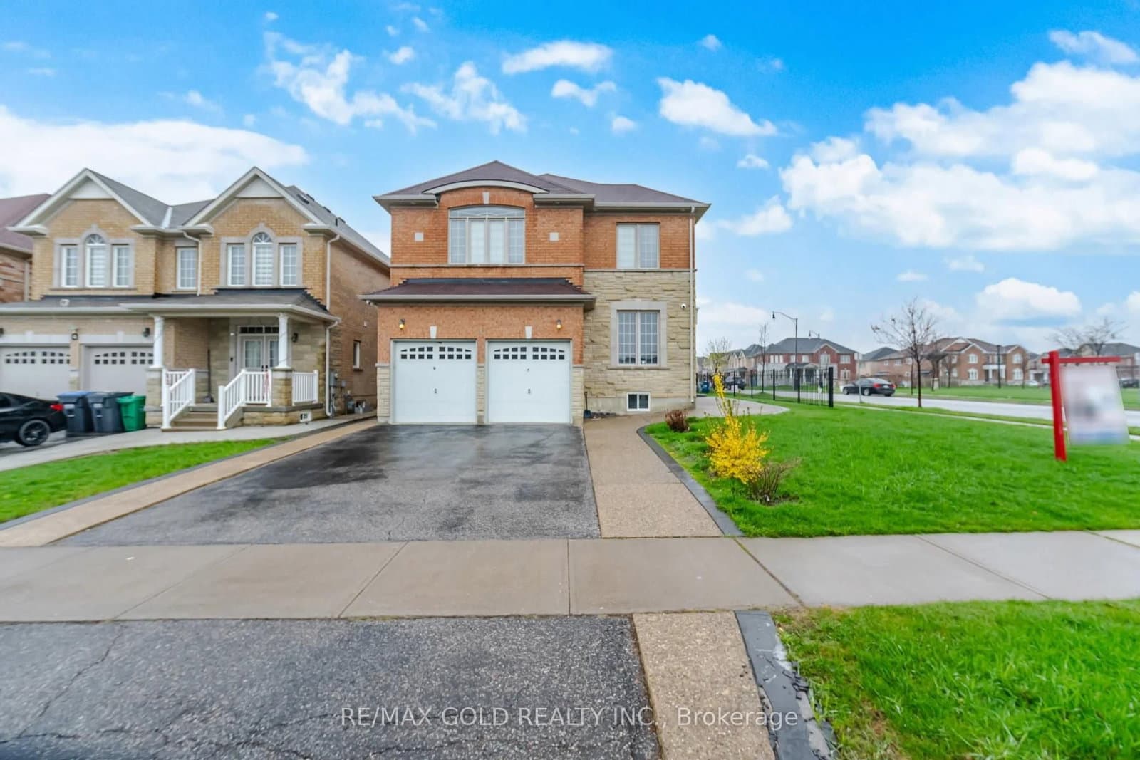 26 Drummondville Drive thumbnail 29