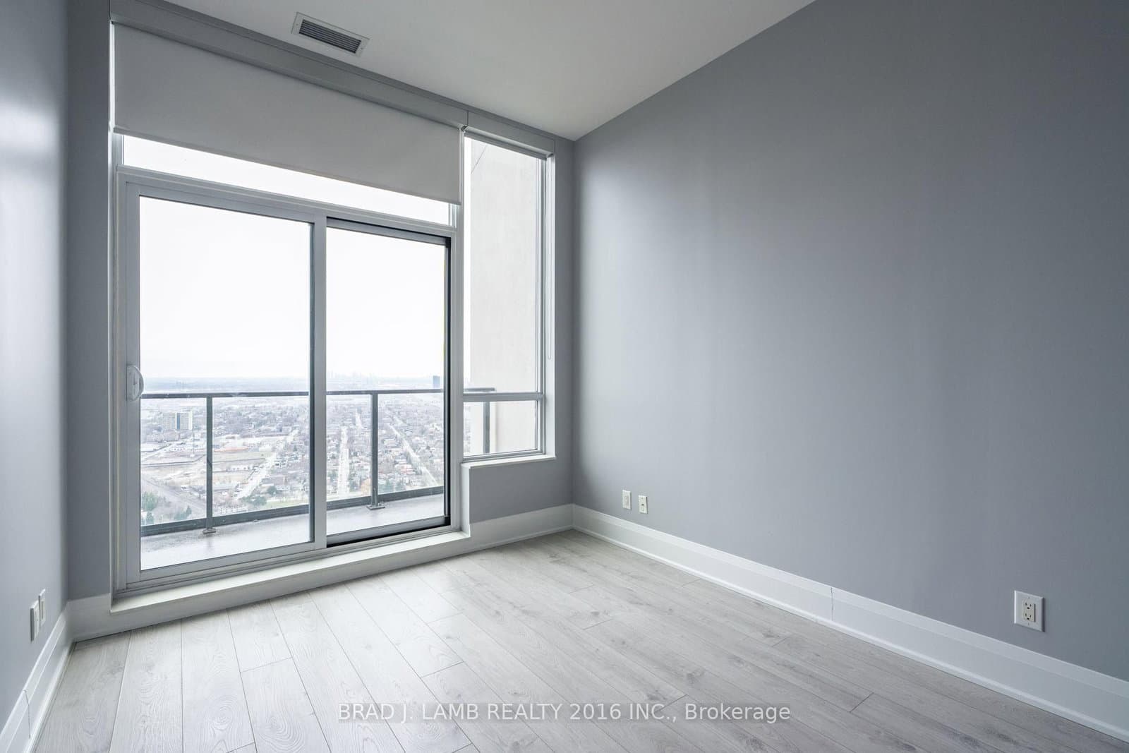 36 Park Lawn Road, Unit #4403 thumbnail 5