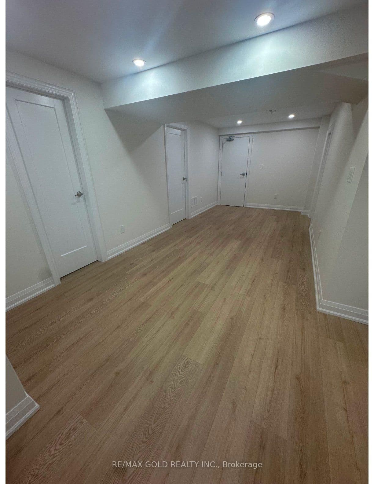 18 Hullen Crescent, Unit Lower level thumbnail 3