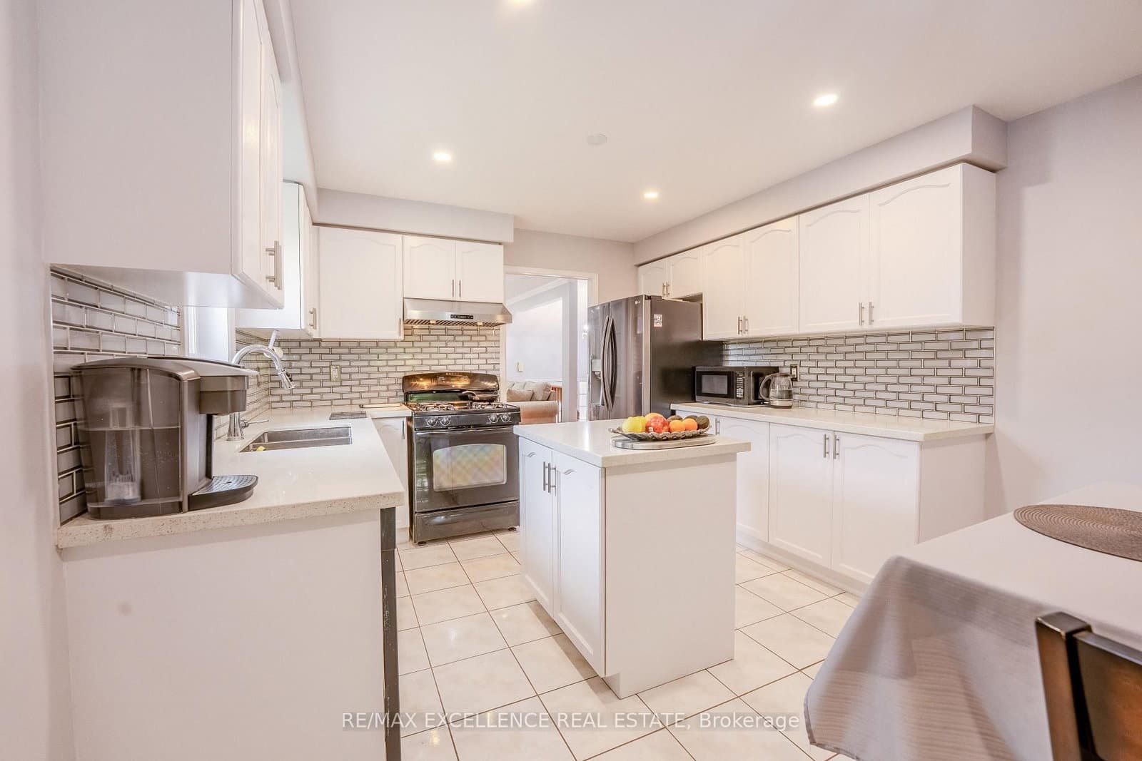 48 Ridgemore Crescent thumbnail 13