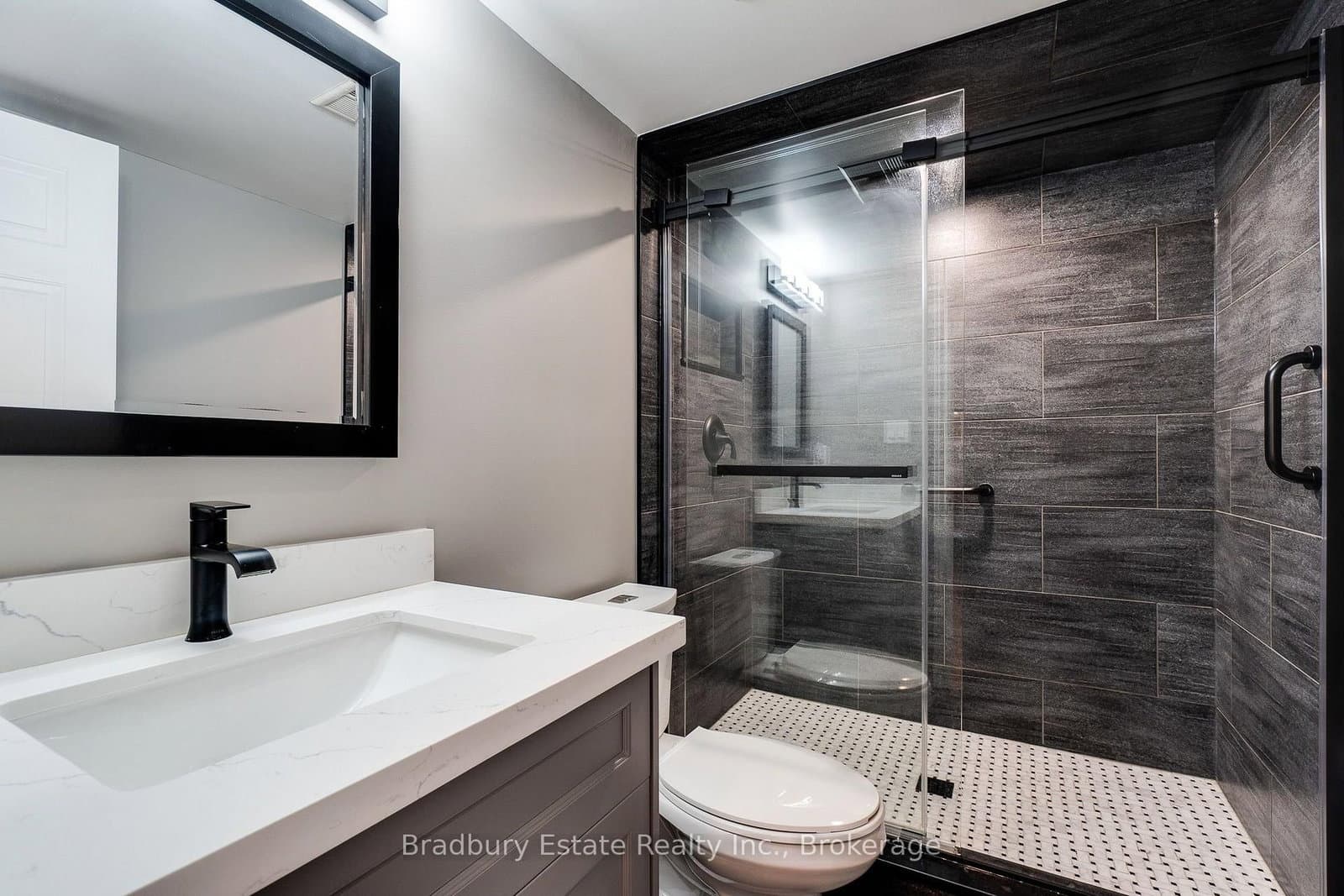 5080 Pinedale Avenue N, Unit 203 thumbnail 11