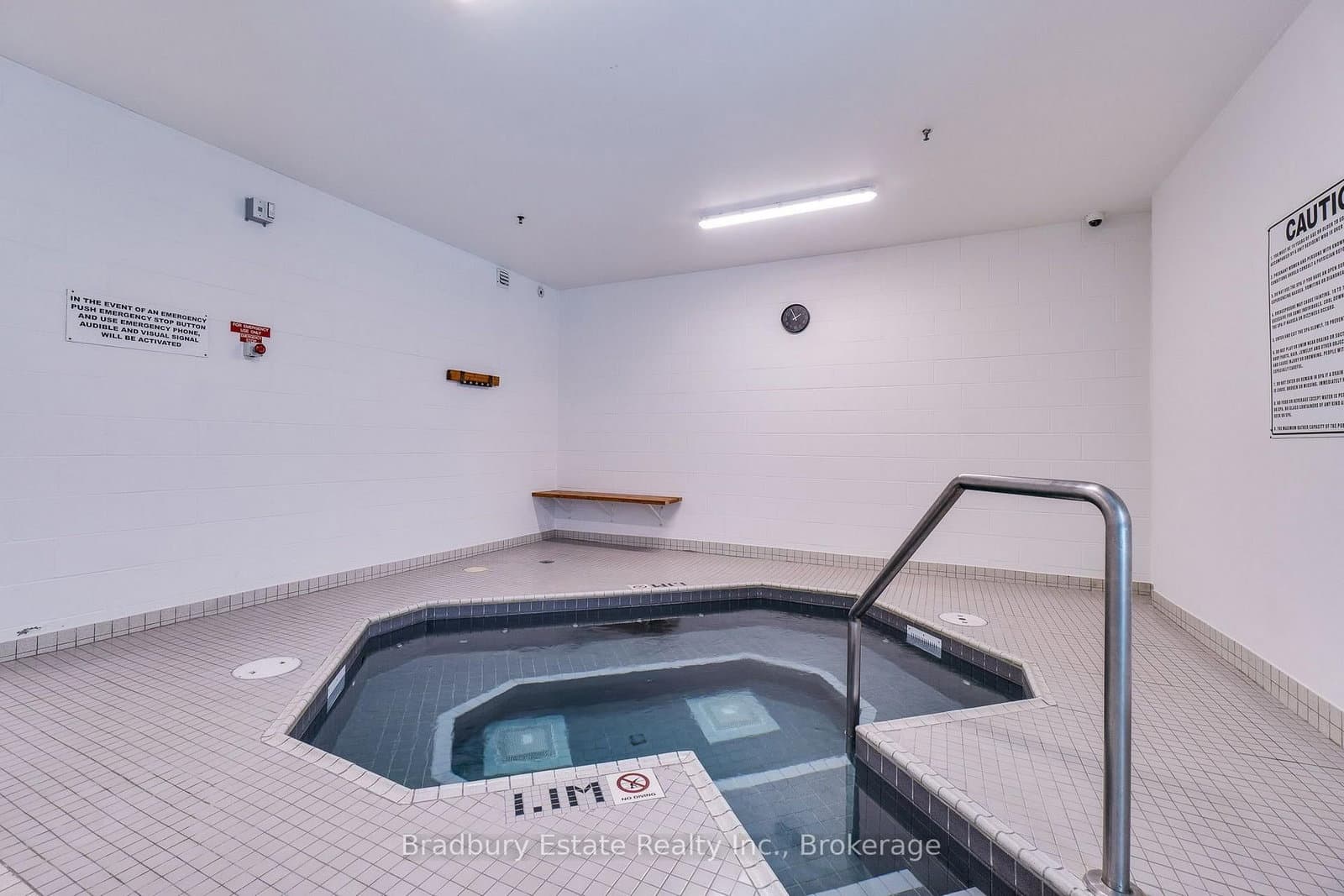 5080 Pinedale Avenue N, Unit 203 thumbnail 23