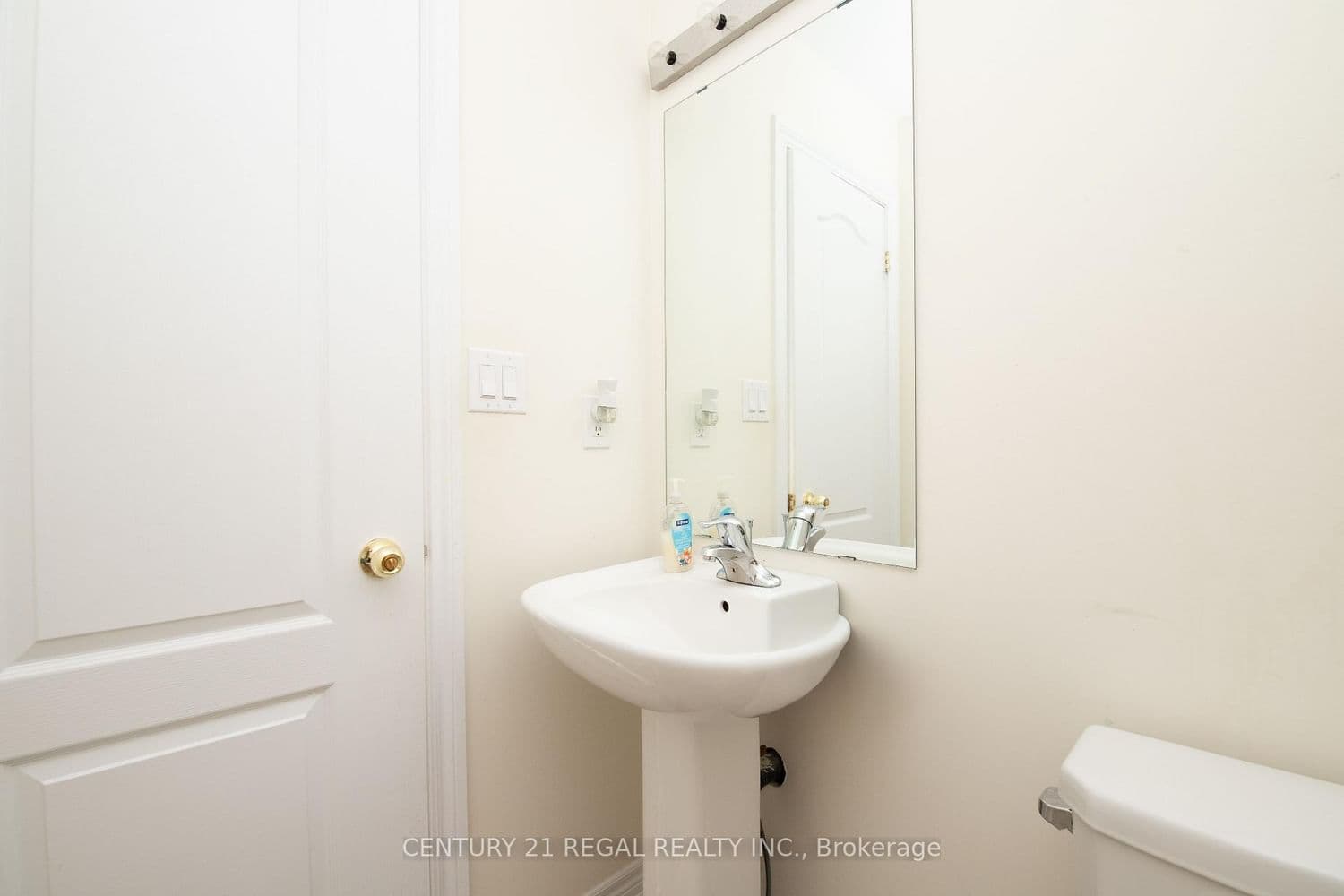 43 Tollgate Street, Unit Upper thumbnail 7