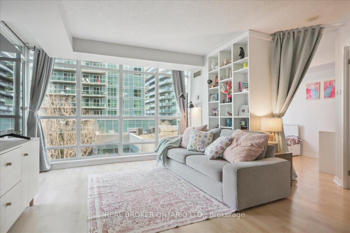 185 Legion Road N, Unit 608 thumbnail 18