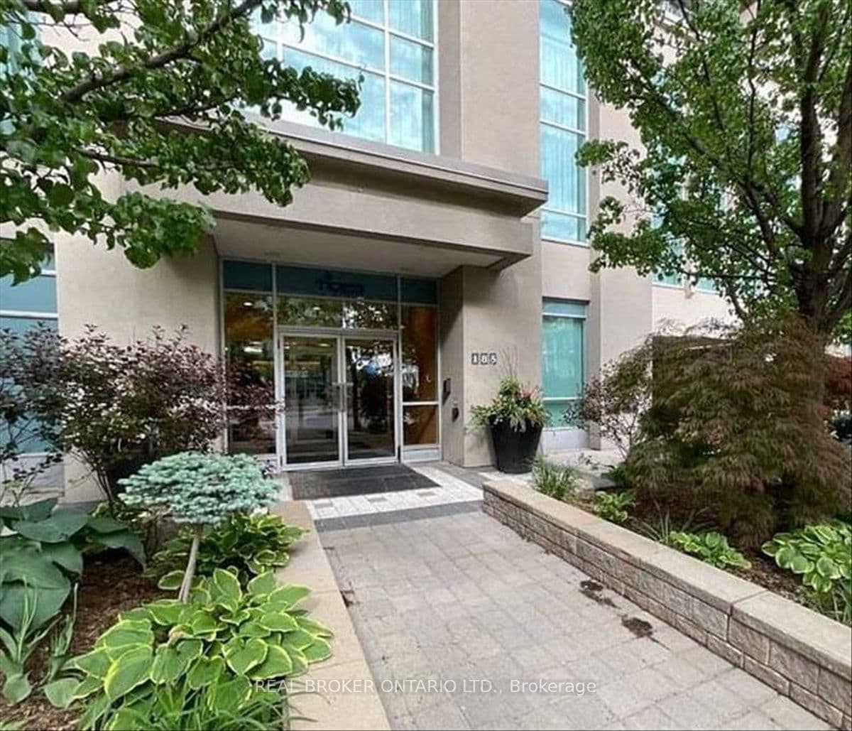 185 Legion Road N, Unit 608 thumbnail 2