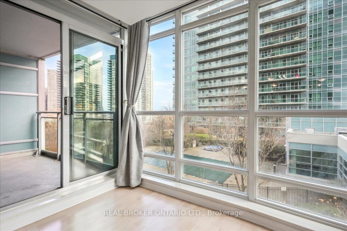 185 Legion Road N, Unit 608 thumbnail 21