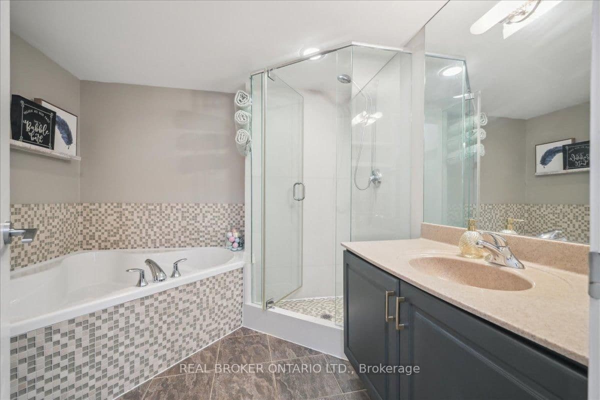 185 Legion Road N, Unit 608 thumbnail 28