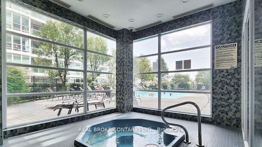 185 Legion Road N, Unit 608 thumbnail 33