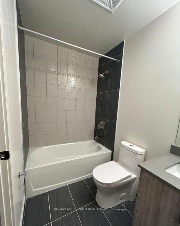 8010 Derry Road, Unit 211 thumbnail 9