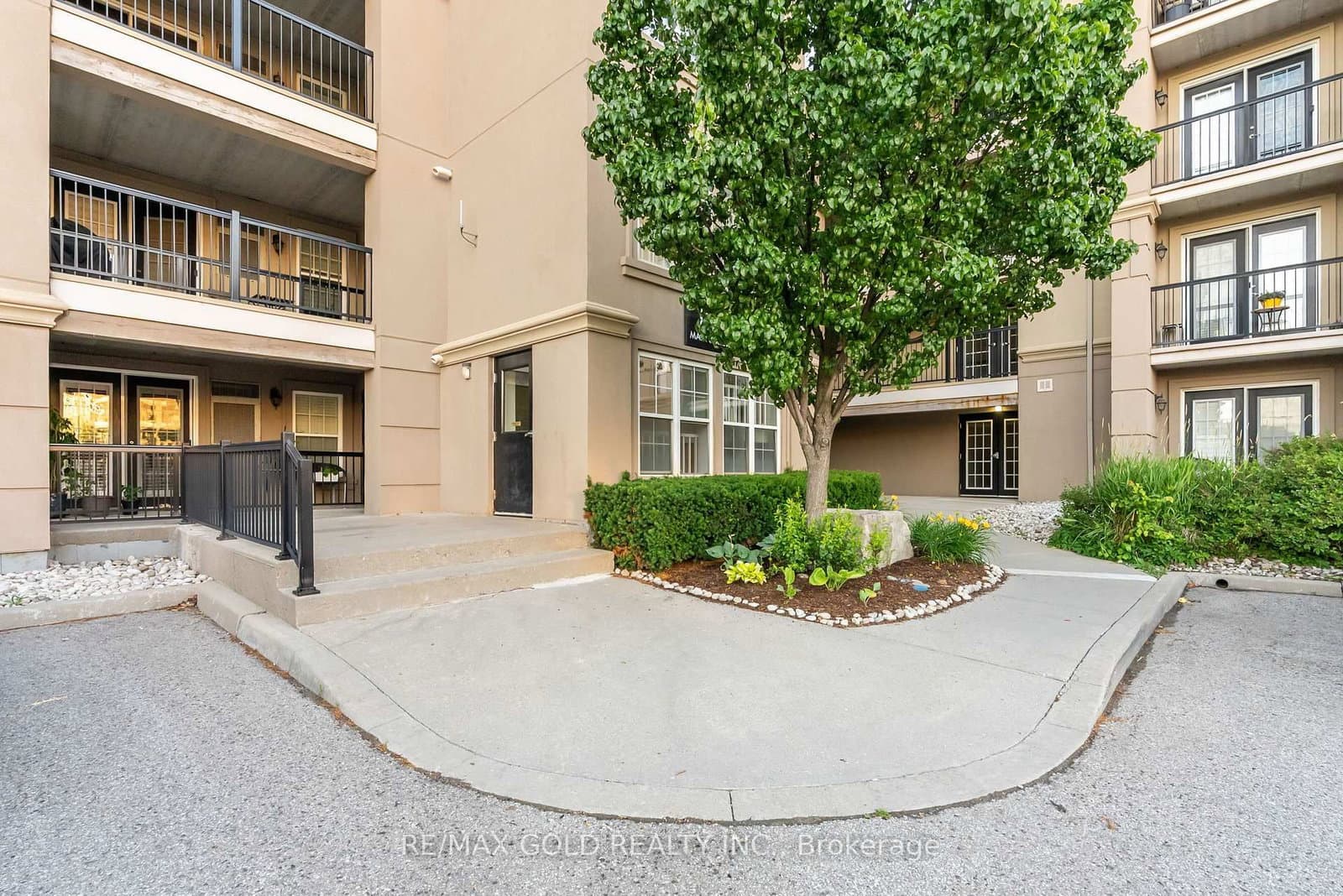 1380 Main Street E, Unit 210 thumbnail 10