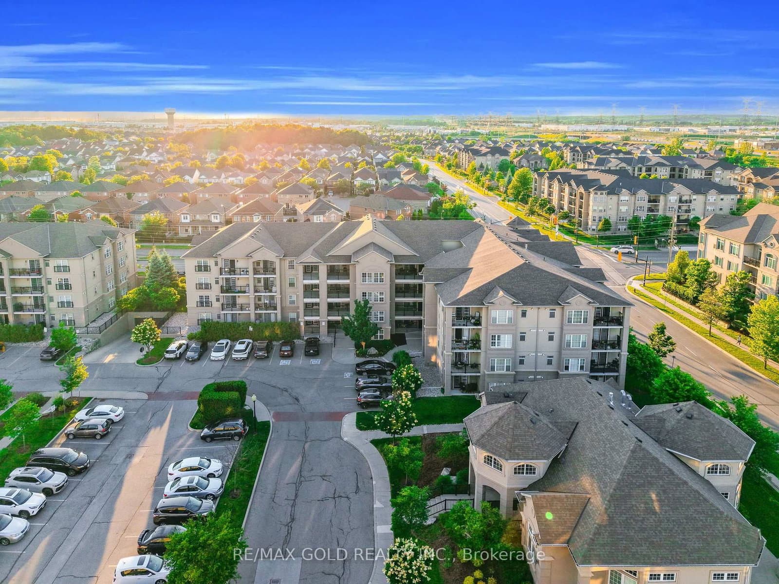 1380 Main Street E, Unit 210 thumbnail 5