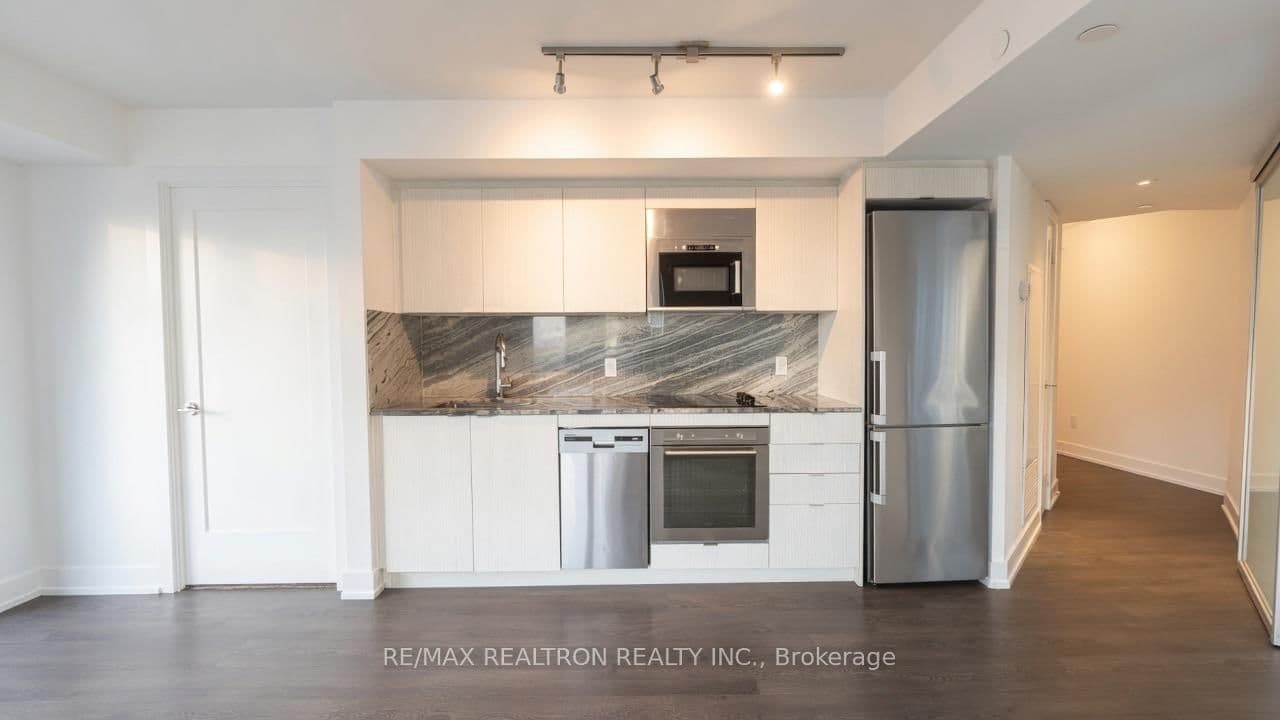 5 Mabelle Avenue, Unit 2533 thumbnail 3