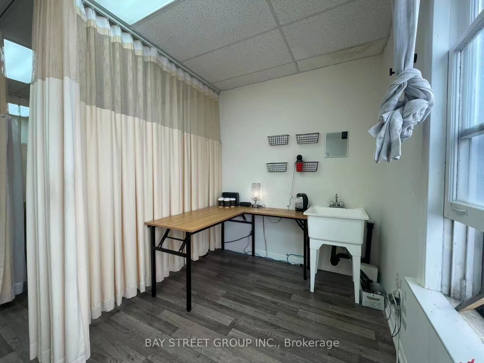 297 Lakeshore Road E, Unit 6 thumbnail 12