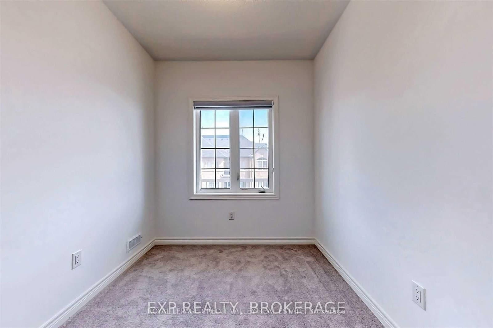 4 Haymarket Drive thumbnail 16