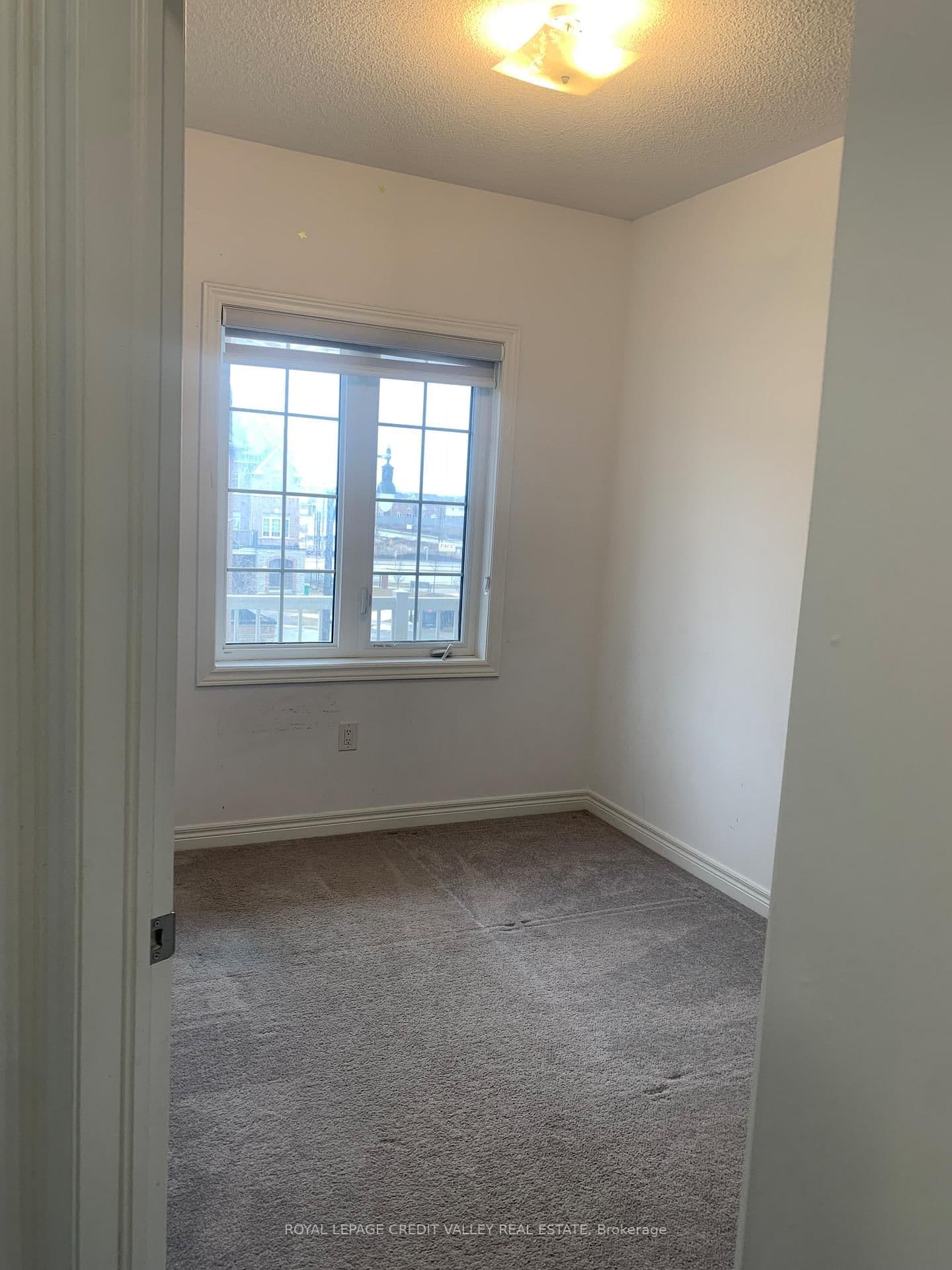 4 Haymarket Drive thumbnail 17