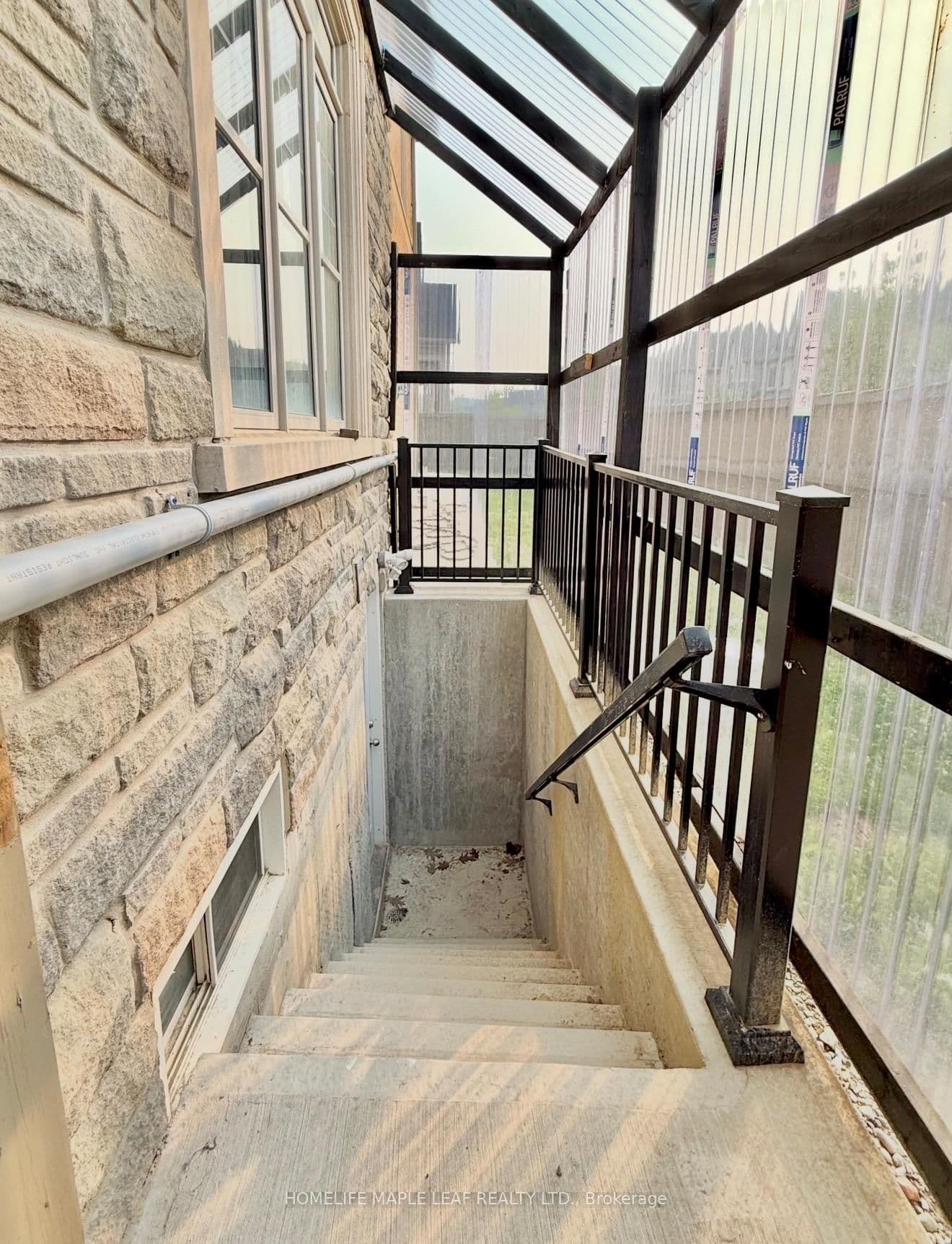 67 Dolobram Trail, Unit Basement thumbnail 11