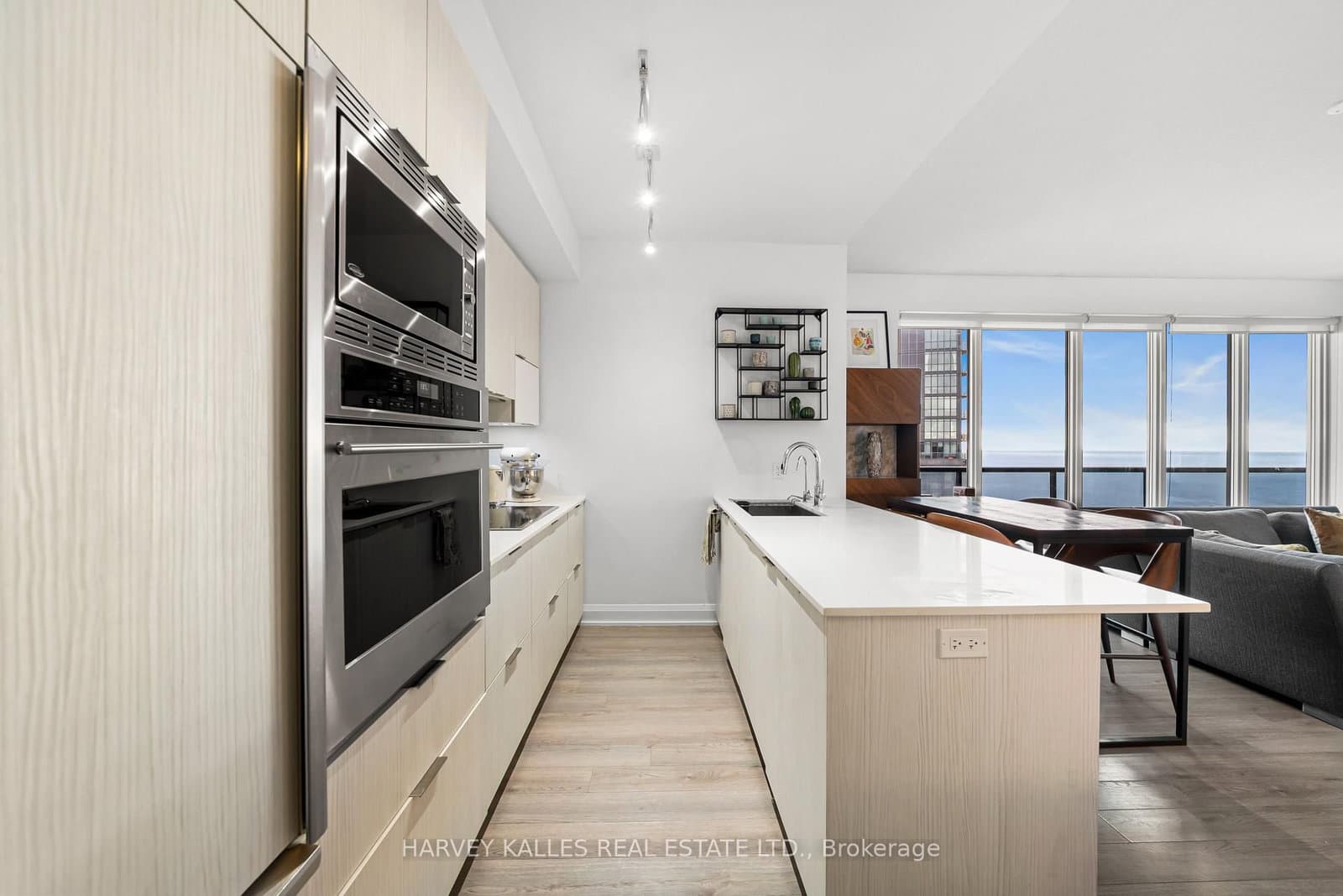 56 Annie Craig Drive, Unit 2703 thumbnail 3