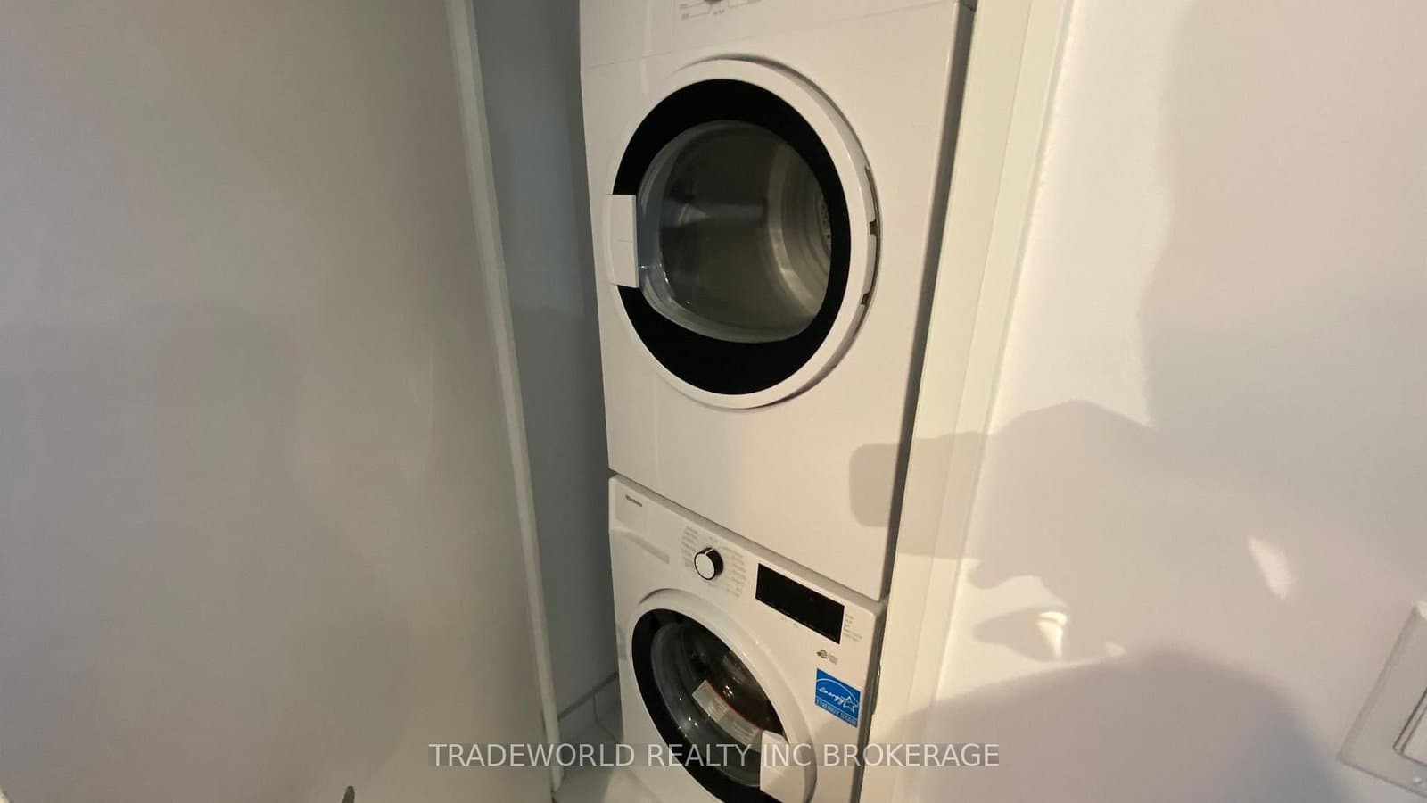 30 Gibbs Road, Unit 1201 thumbnail 15