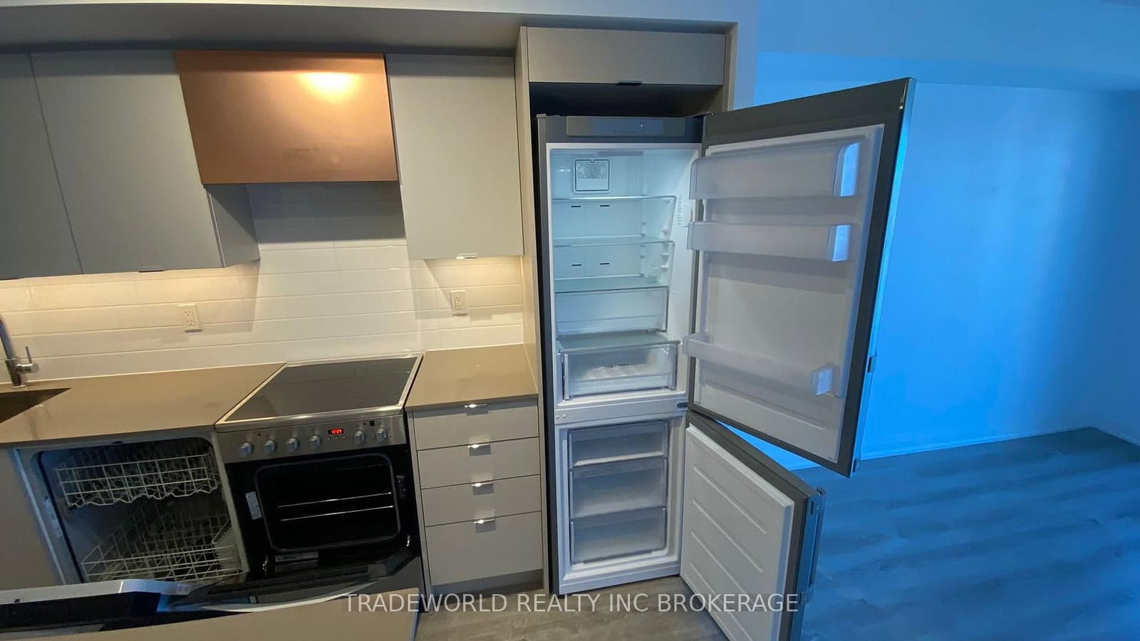30 Gibbs Road, Unit 1201 thumbnail 9