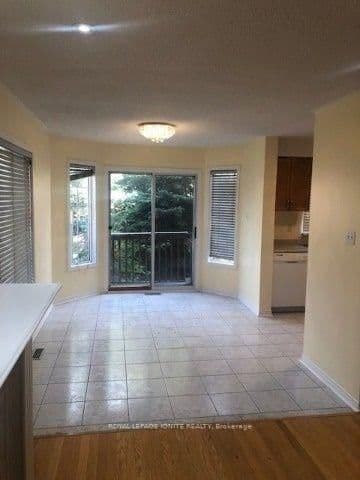 7115 Rexwood Road, Unit 38 thumbnail 2