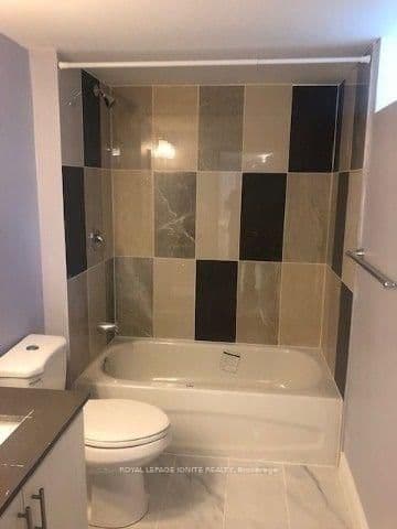 7115 Rexwood Road, Unit 38 thumbnail 6