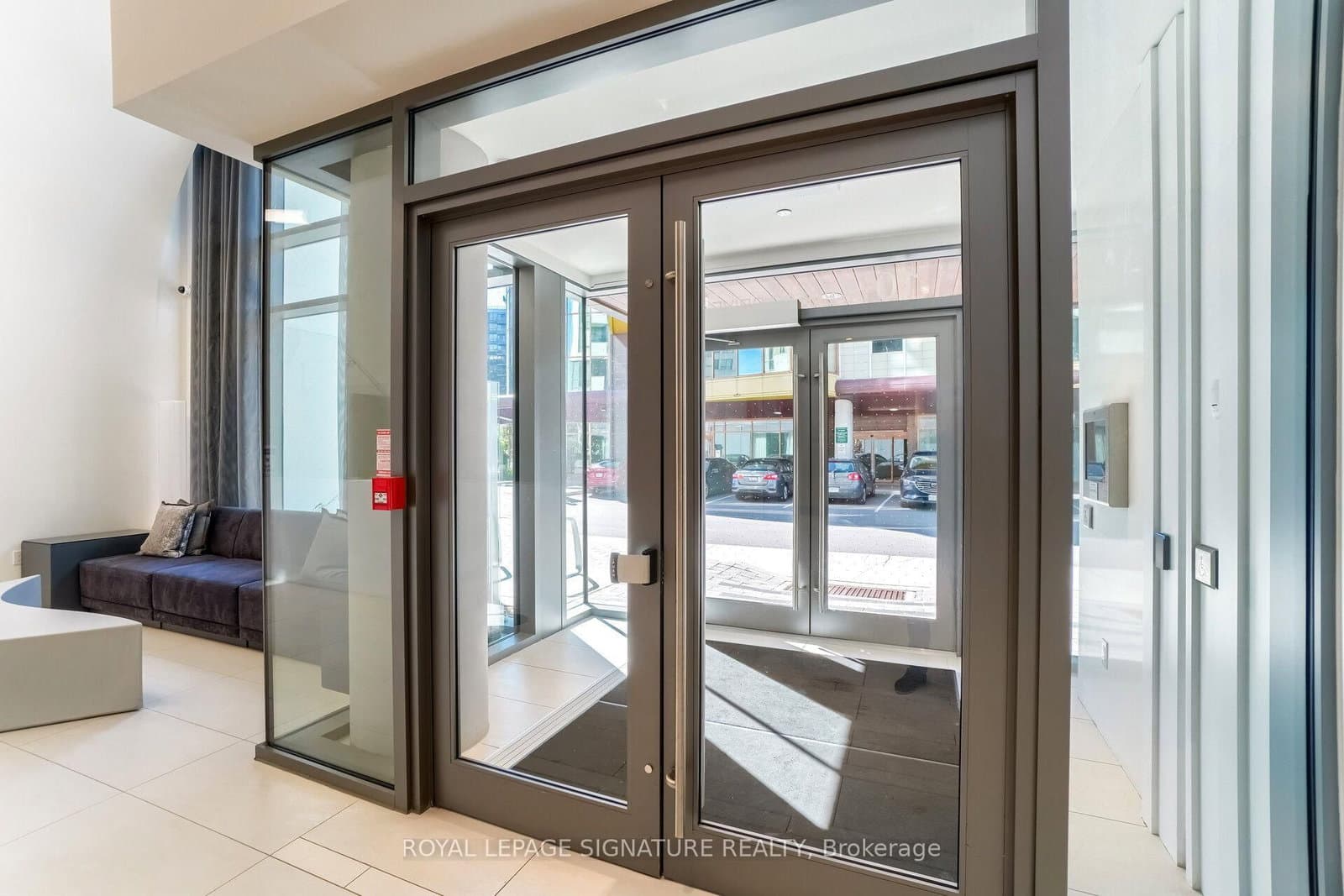10 De Boers Drive, Unit 615 thumbnail 4