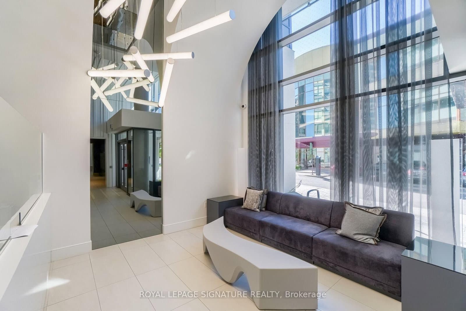 10 De Boers Drive, Unit 615 thumbnail 6