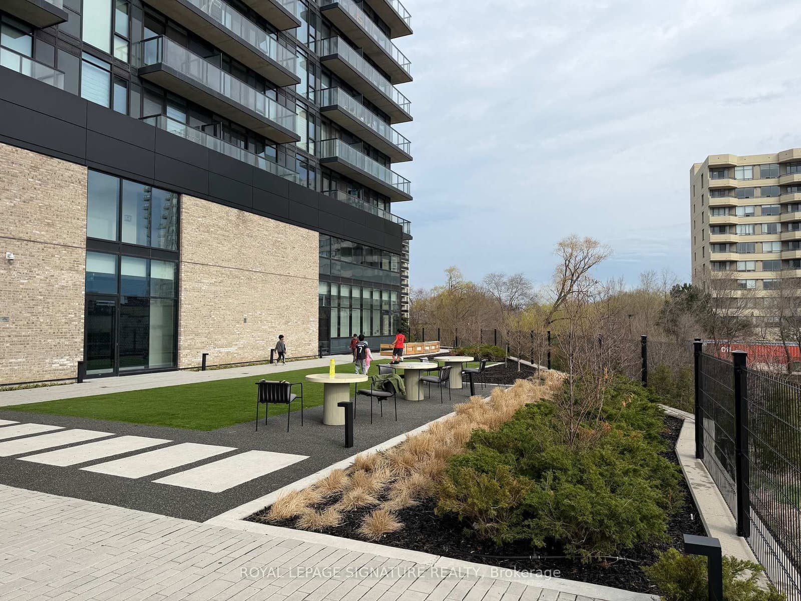 86 Dundas Street E, Unit 1314 thumbnail 30